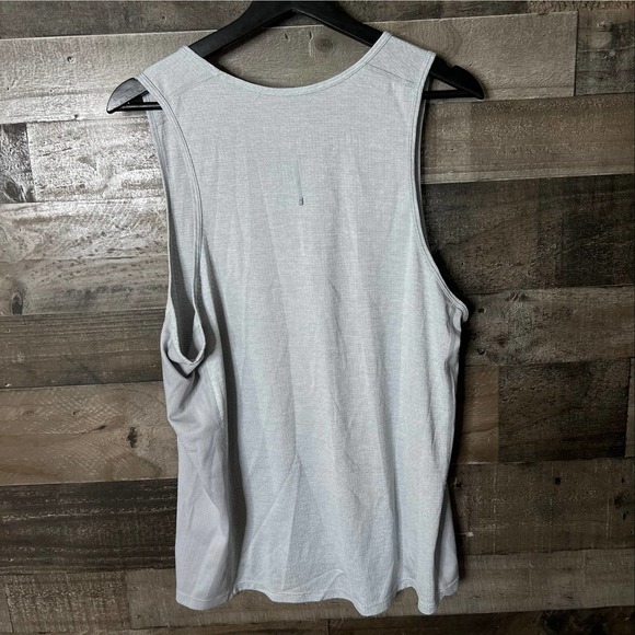 SOLD Nike Breathe Miller Running Tank Top Mens Large - Picture 2 of 2